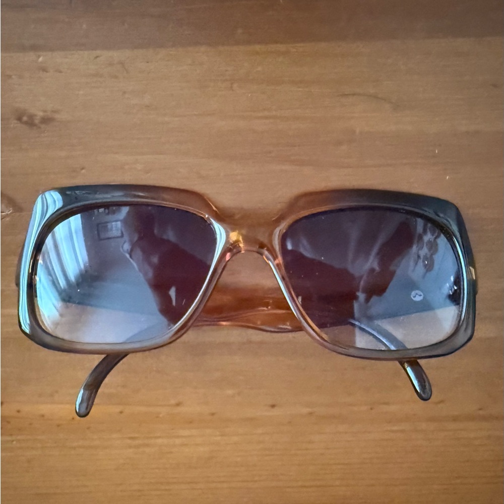 Vintage Brown Rectangular/Square Sunglasses - image 1
